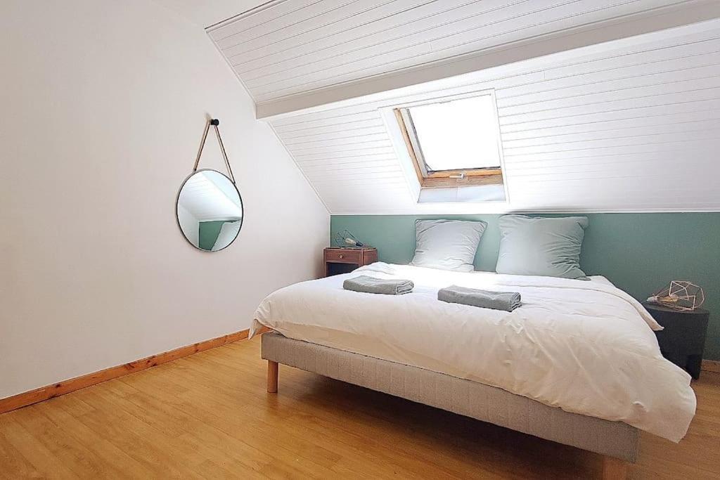 Maison De De 100m2 Proche Centre-ville/lac Casa de Férias